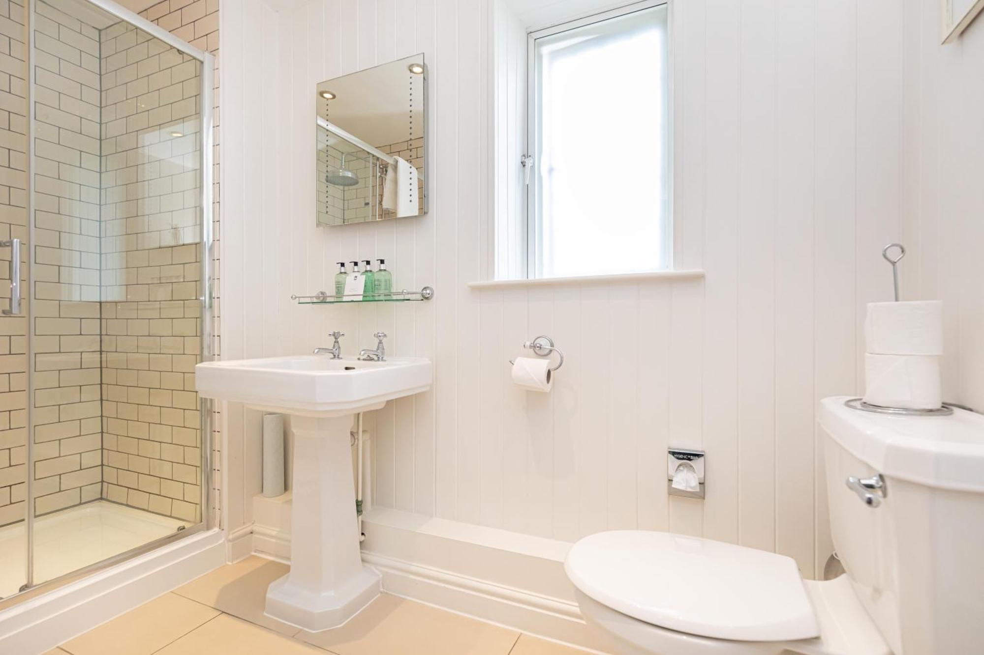 The House 3* Milford on Sea