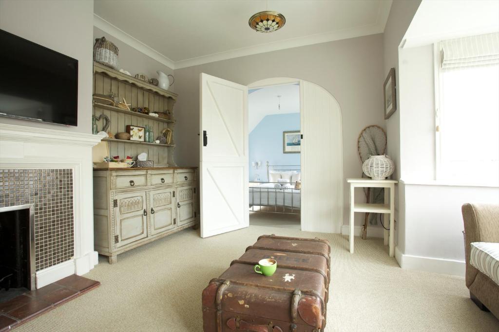 The House Hotel